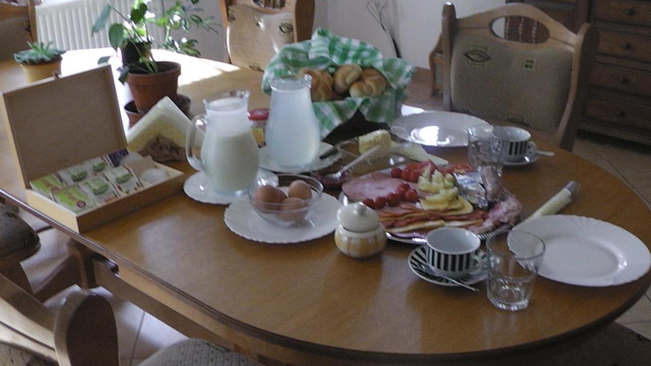 Malomkerek Vendeghaz Bed & Breakfast Fertoboz ภายนอก รูปภาพ