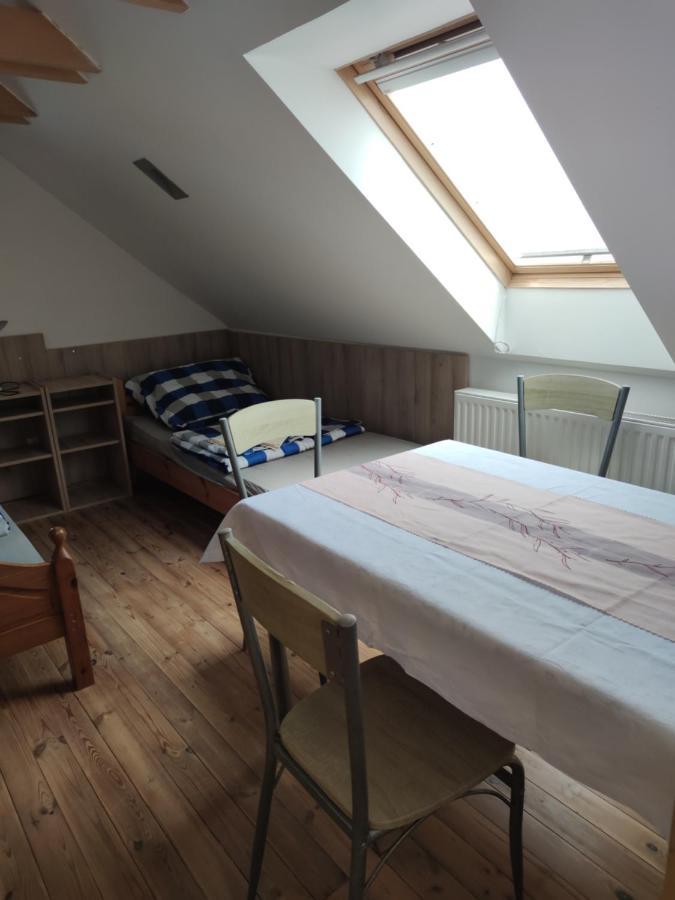 Malomkerek Vendeghaz Bed & Breakfast Fertoboz ภายนอก รูปภาพ