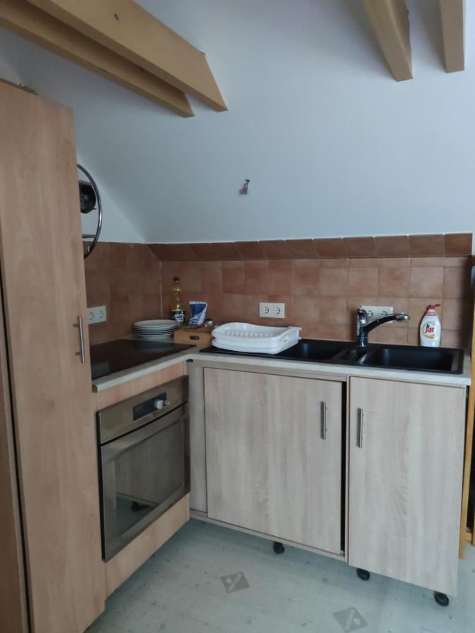 Malomkerek Vendeghaz Bed & Breakfast Fertoboz ภายนอก รูปภาพ