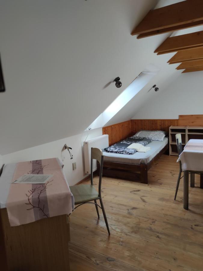 Malomkerek Vendeghaz Bed & Breakfast Fertoboz ภายนอก รูปภาพ